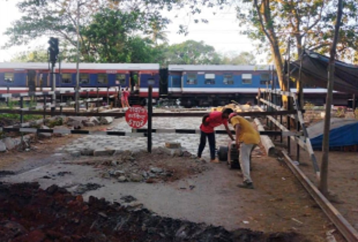 Villagers of Guirdolim & Chandor demand reopening of rly level crossing