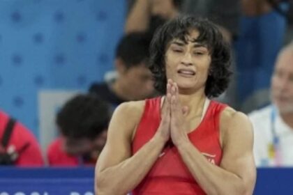 Vinesh Phogat disqualified for being overweight from the Paris Olympics