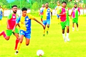 Vintage 73 edge past Quitula