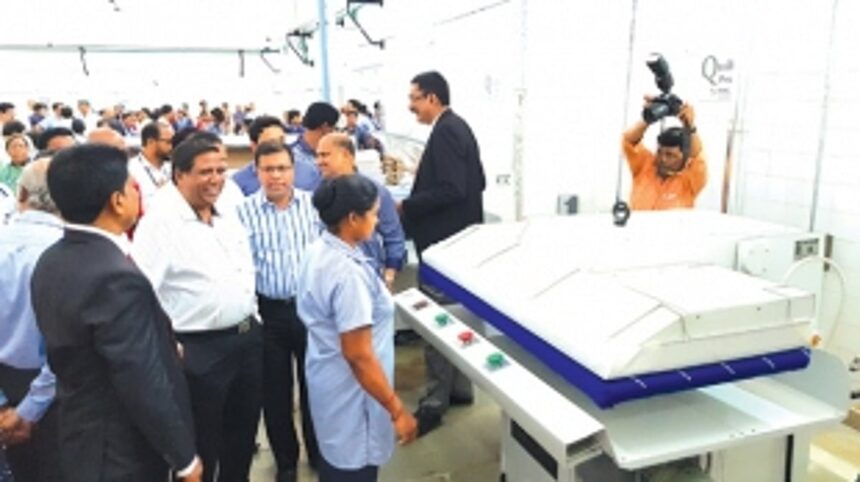 Vishwajit inaugurates centralised laundry at GMC