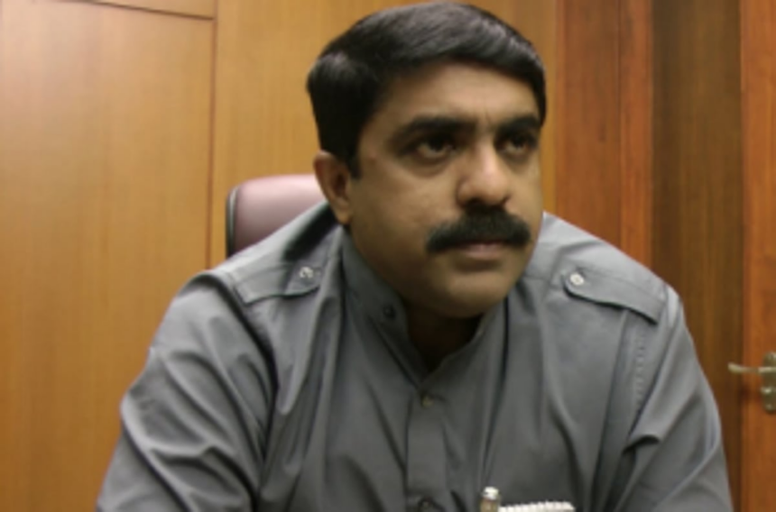 Vishwajit should quit cabinet if IIT is not moved out: Vijai