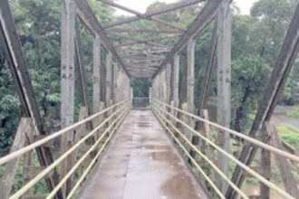 Vithalapur locals demand to  open foot bridge for traffic