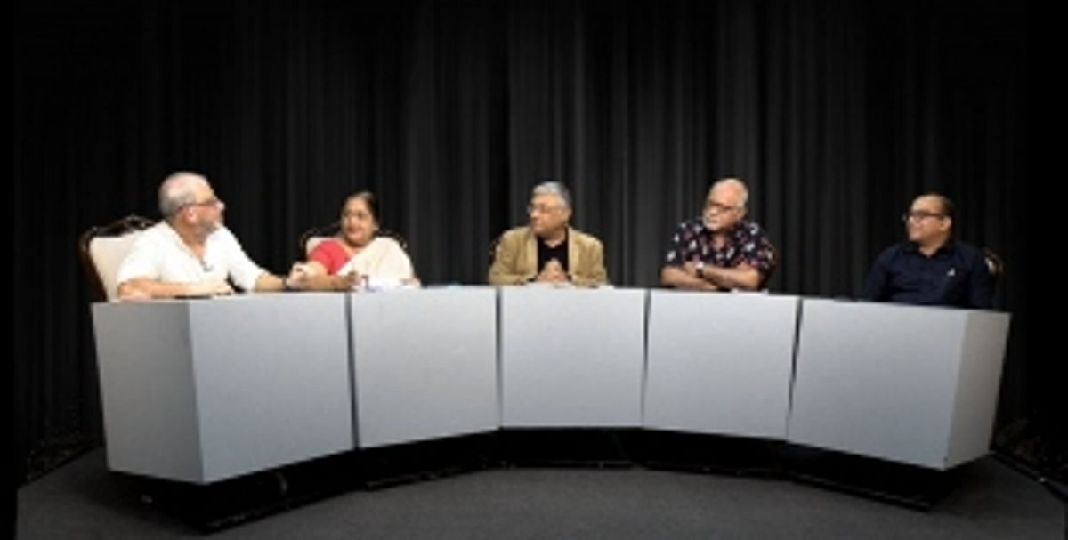 WHY GOVT IS NOT IMPLEMENTING THE BILL IF THE OPPOSITION IS READY TO BACK: PROF KAMAT