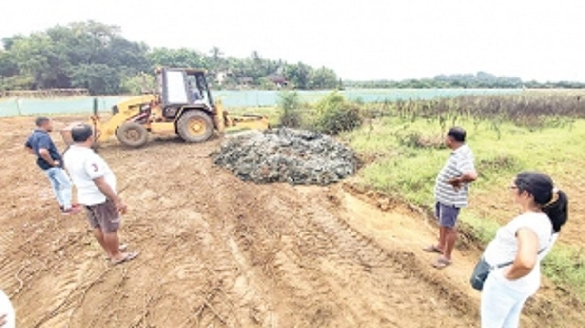 WRD carries out ponds’ desilting in Santo Estevam