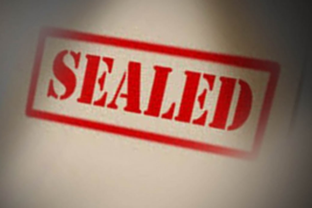 WRD seals illegal ringwells,  borewells on Candolim beach