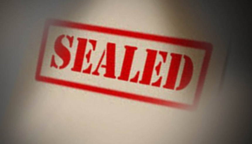 WRD seals illegal ringwells,  borewells on Candolim beach