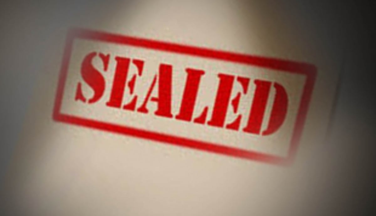 WRD seals illegal ringwells,  borewells on Candolim beach