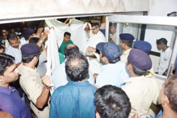 Wagh airlifted to Mumbai’s Hinduja hospital