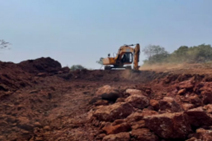 Warkhand VP issues show cause cum stop work notice to contractor