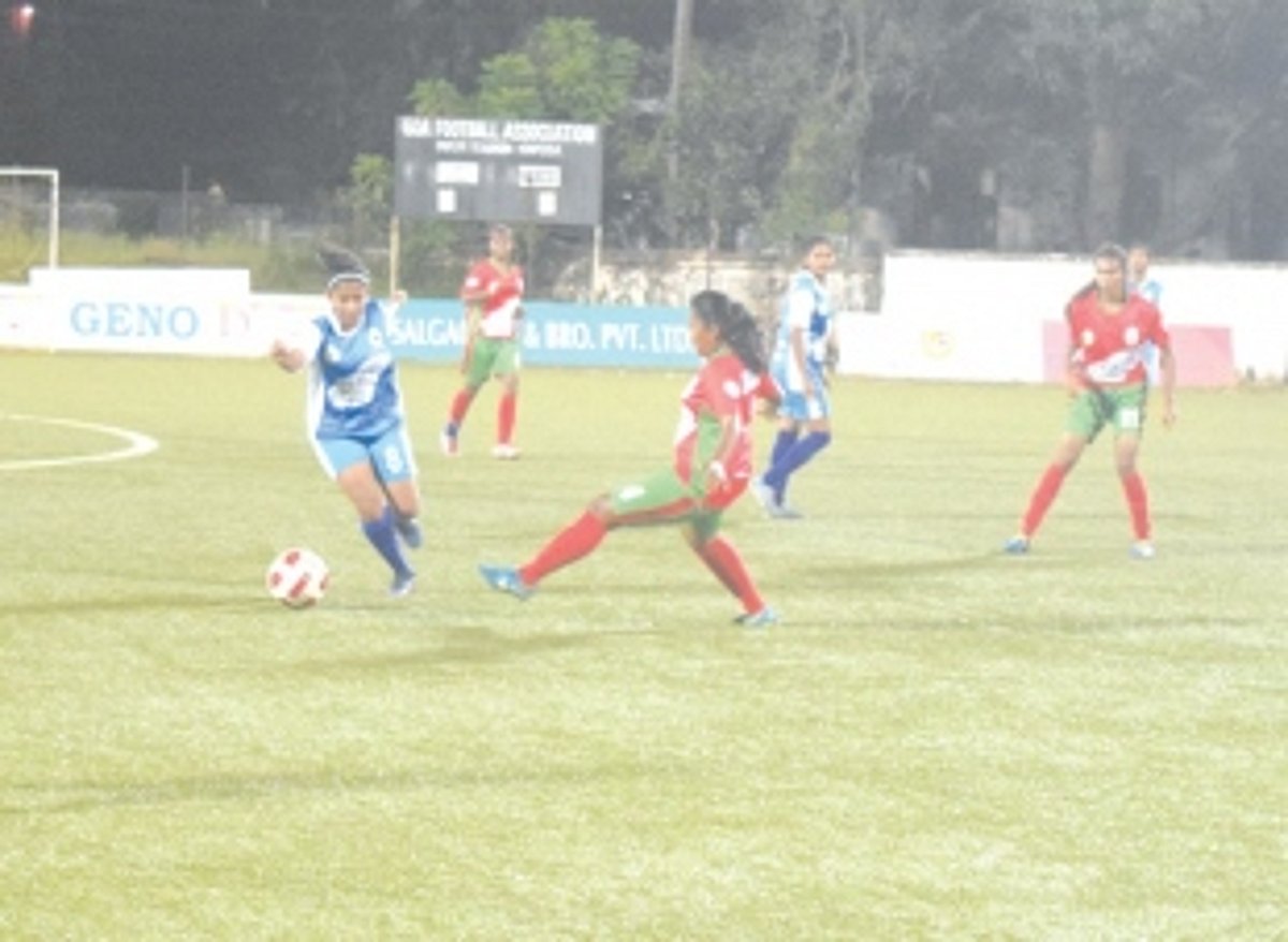 Warriors prevail over Saints