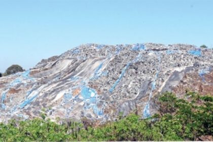 Waste-Land Sonsoddo  still in a heap of  Indecisiveness