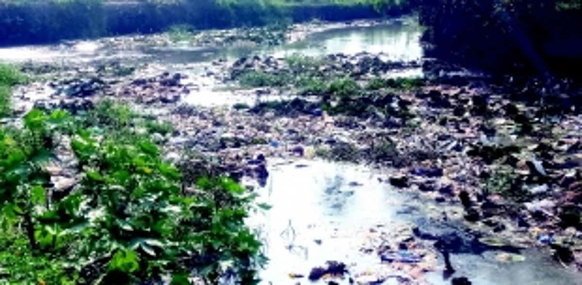 Waste dumped into Kavlem nullah, agriculture hit