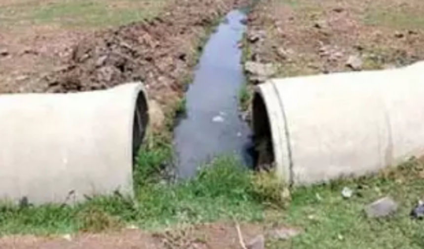 Waste water released into nullah: Nagzar Curti locals 1 Waste water released into nullah: Nagzar Curti locals