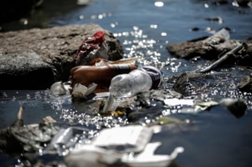 Water bodies at Dhavalkhajan, Divanbag dirtied by traders, locals demand action