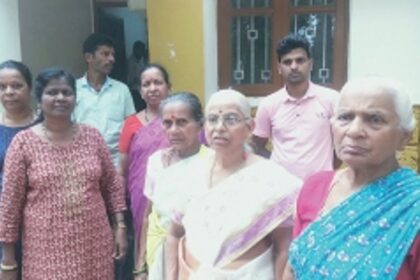 Water crisis compels Undir-Bandora locals to protest at PWD office in Daag