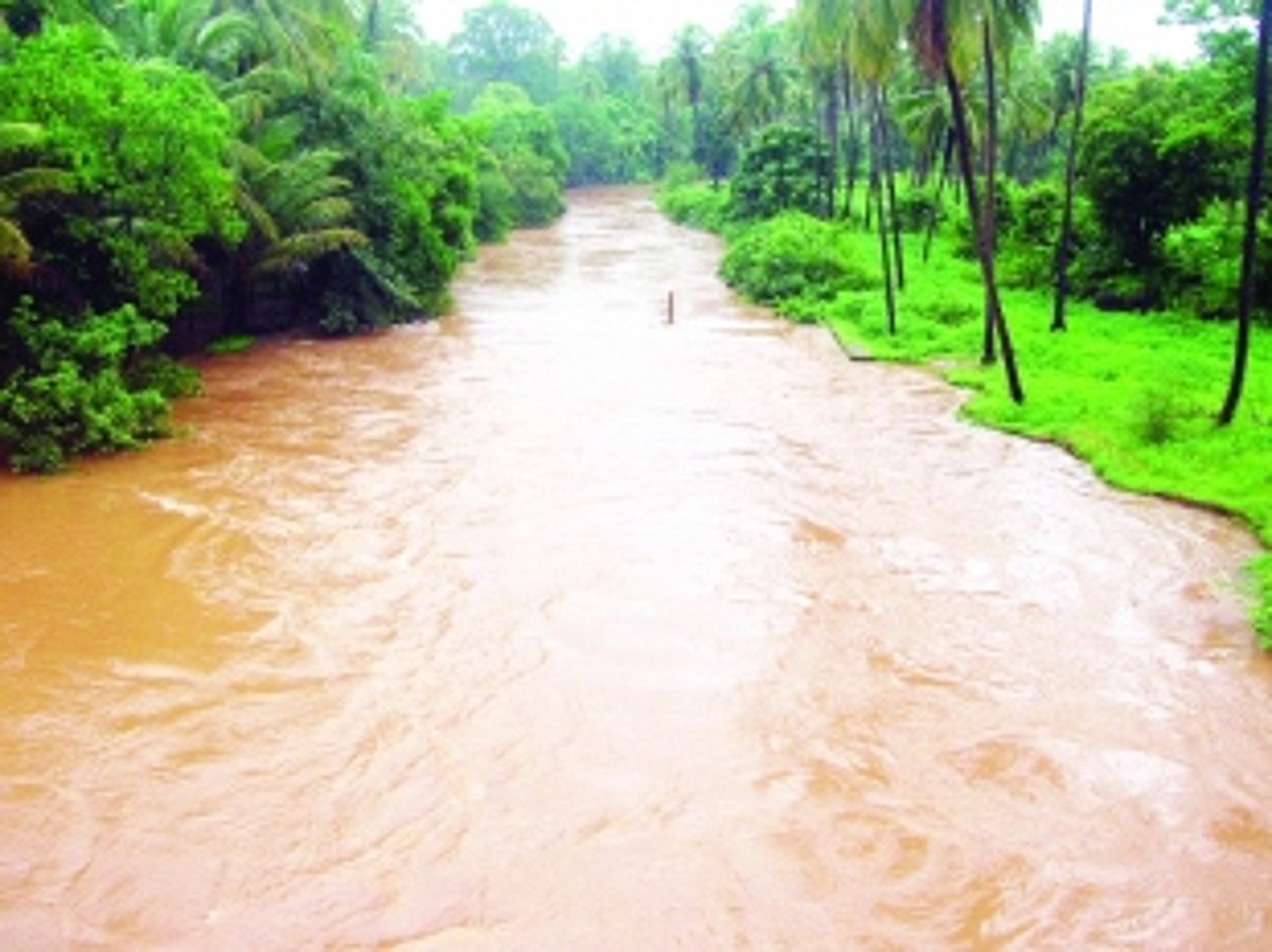 Water levels of Bicholim, Valwanti rivers rise