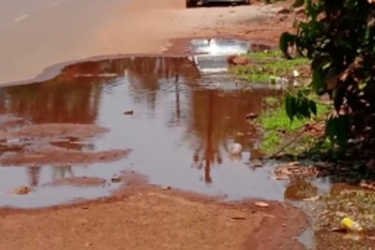 Water pipeline bursts at Ashvem resulting in wastage of water