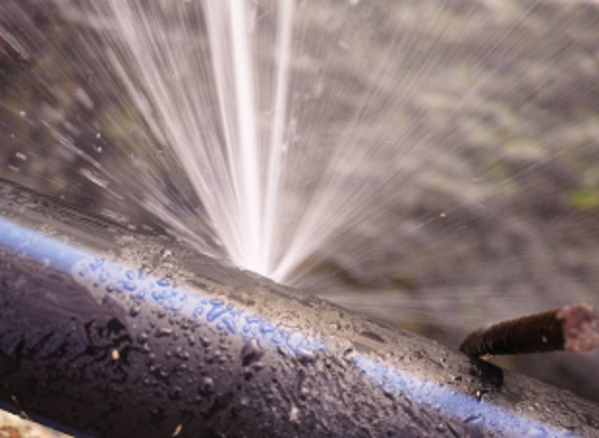 Water pipleline damaged while laying underground power cables at Agarvaddo