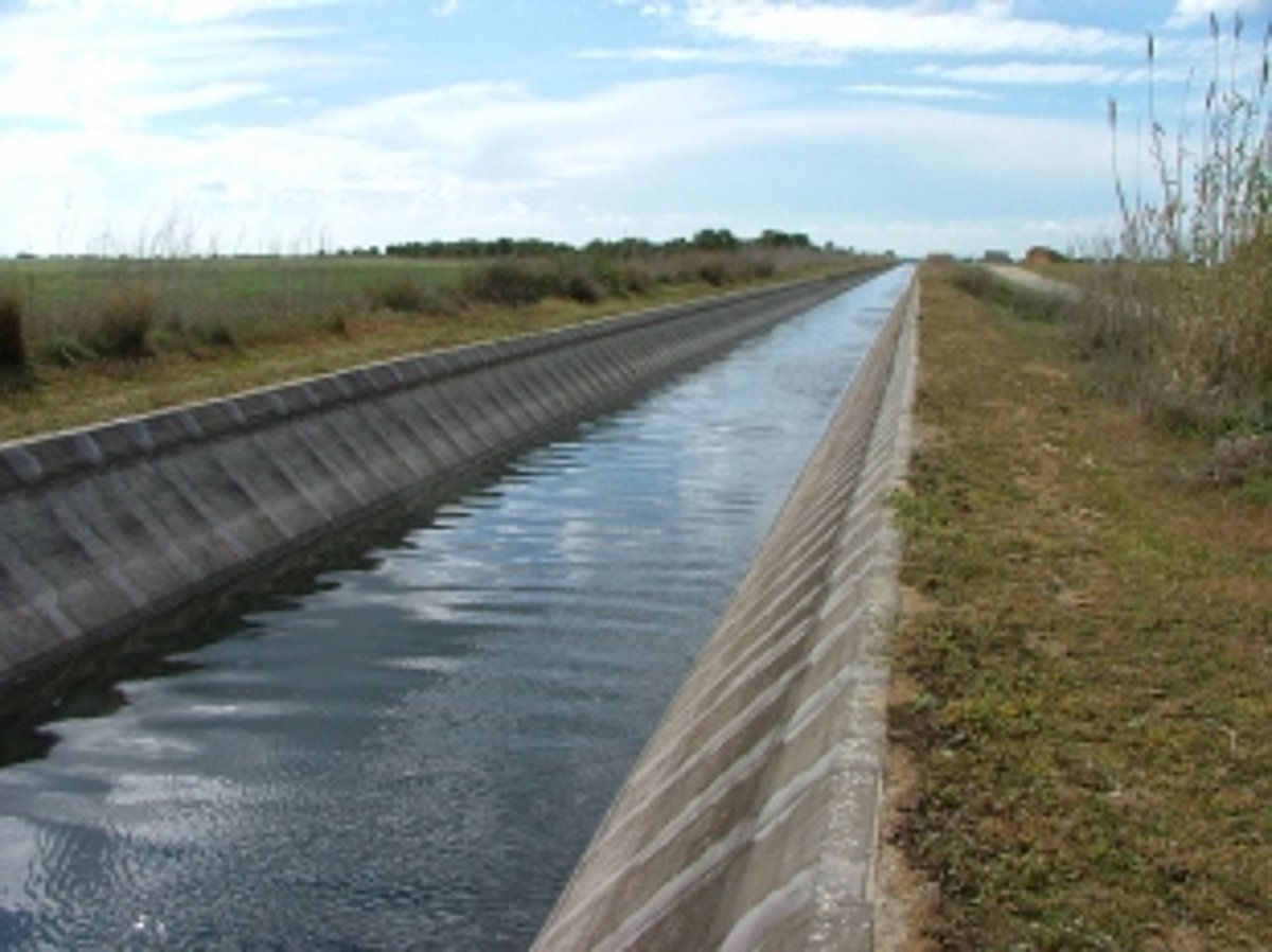 Water to farmers through canals from Nov