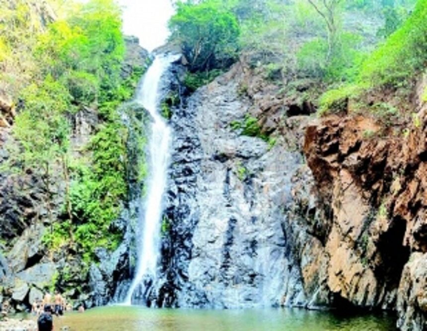 Waterfall ban: Low-risk waterfalls will stay open with lifeguards on duty, says Vishwajit