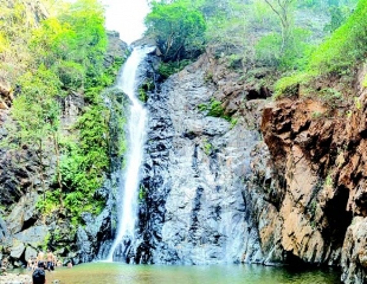 Waterfall ban: Low-risk waterfalls will stay open with lifeguards on duty, says Vishwajit