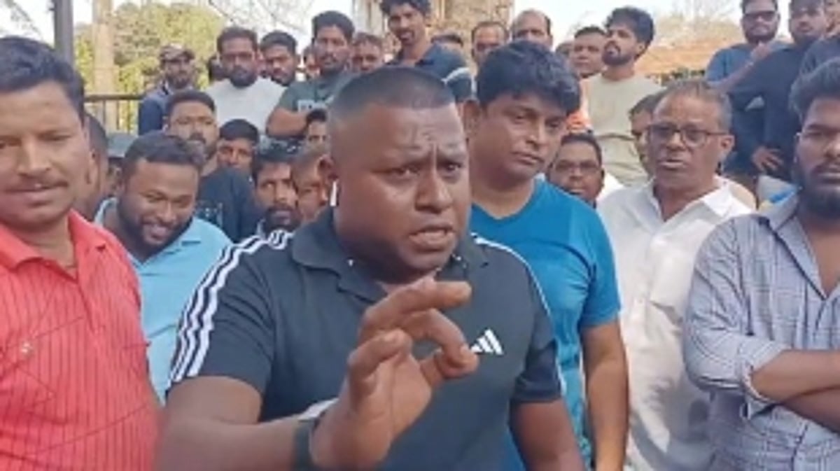 We demand face to face meeting of transport minister: Taxi operators