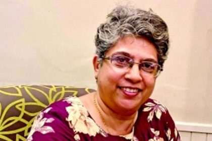 Weaving a traditional saree with paint and a syringe