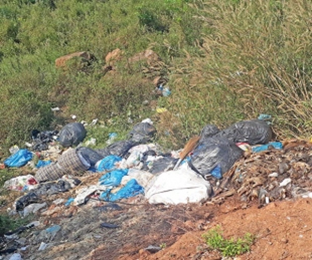 Western Bypass at Mungul turns  into waste dumping ground