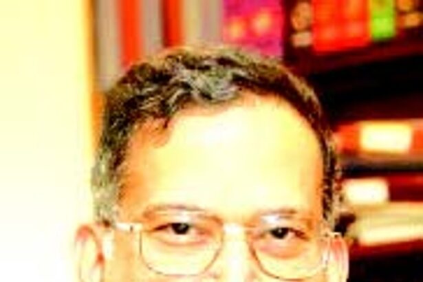 What does a King or Statesman aspire for?