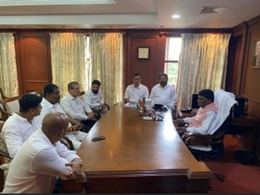 What will happen to Congress disqualification petition after temporary truce?