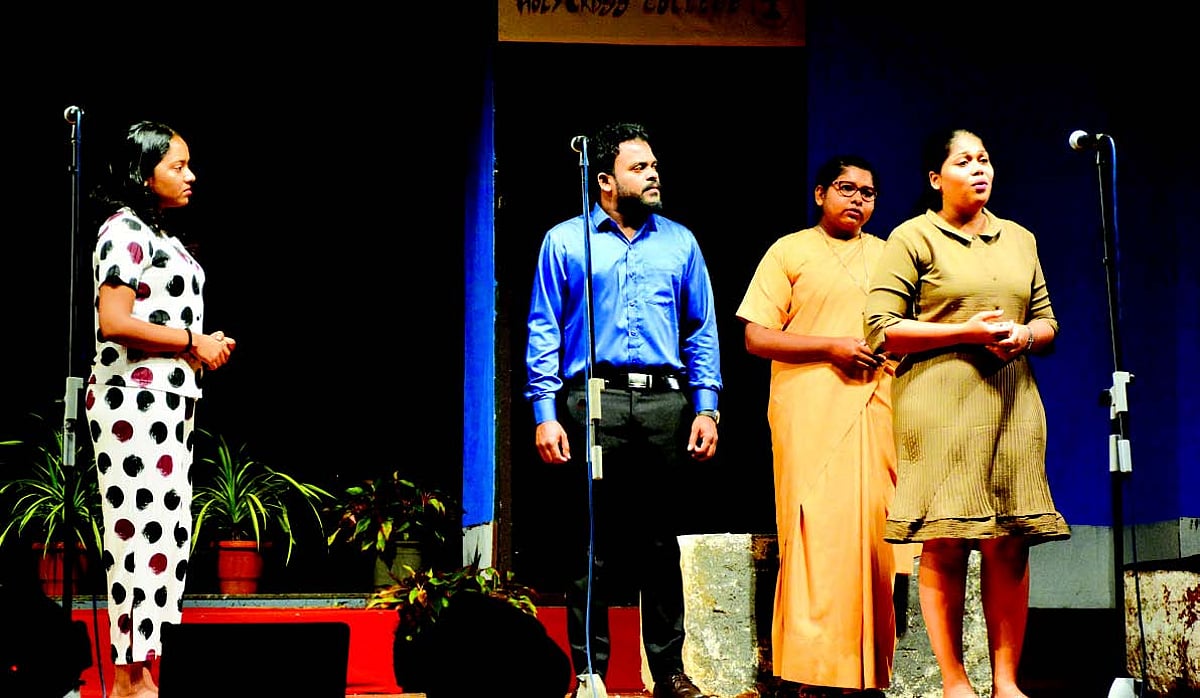When Carmel College, Nuvem unites its students and staff on one stage