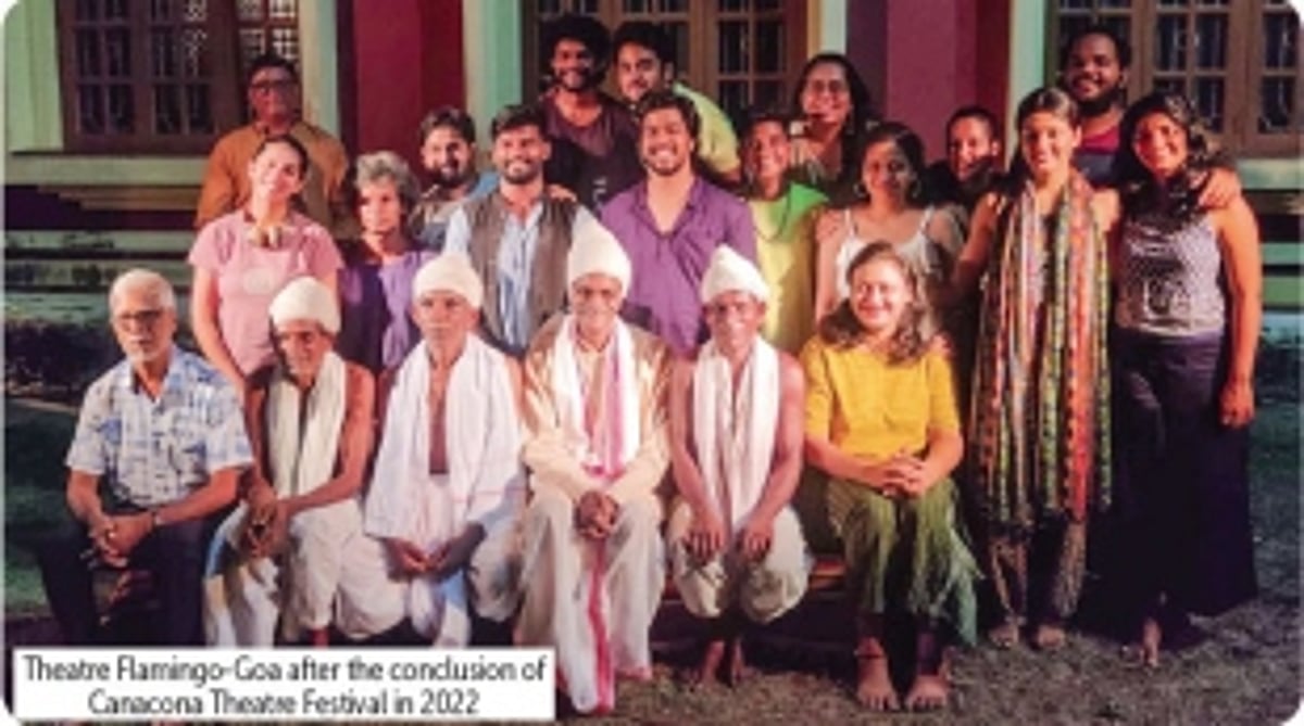 When Poiguinim becomes a stage for plays