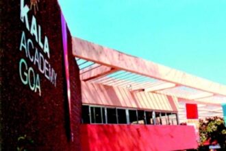 When respected Goan artiste Rajdeep Naik learnt that the ‘Show does not easily go on’ if you criticise Kala Academy