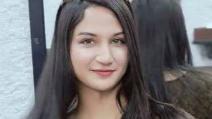 Who is Anaya Bangar, and what accusations has she made against Indian cricketers? 1 Who is Anaya Bangar, and what accusations has she made against Indian cricketers?