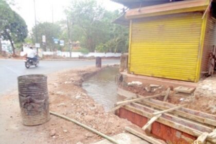 Who is to be blamed for water shortages and negligence?