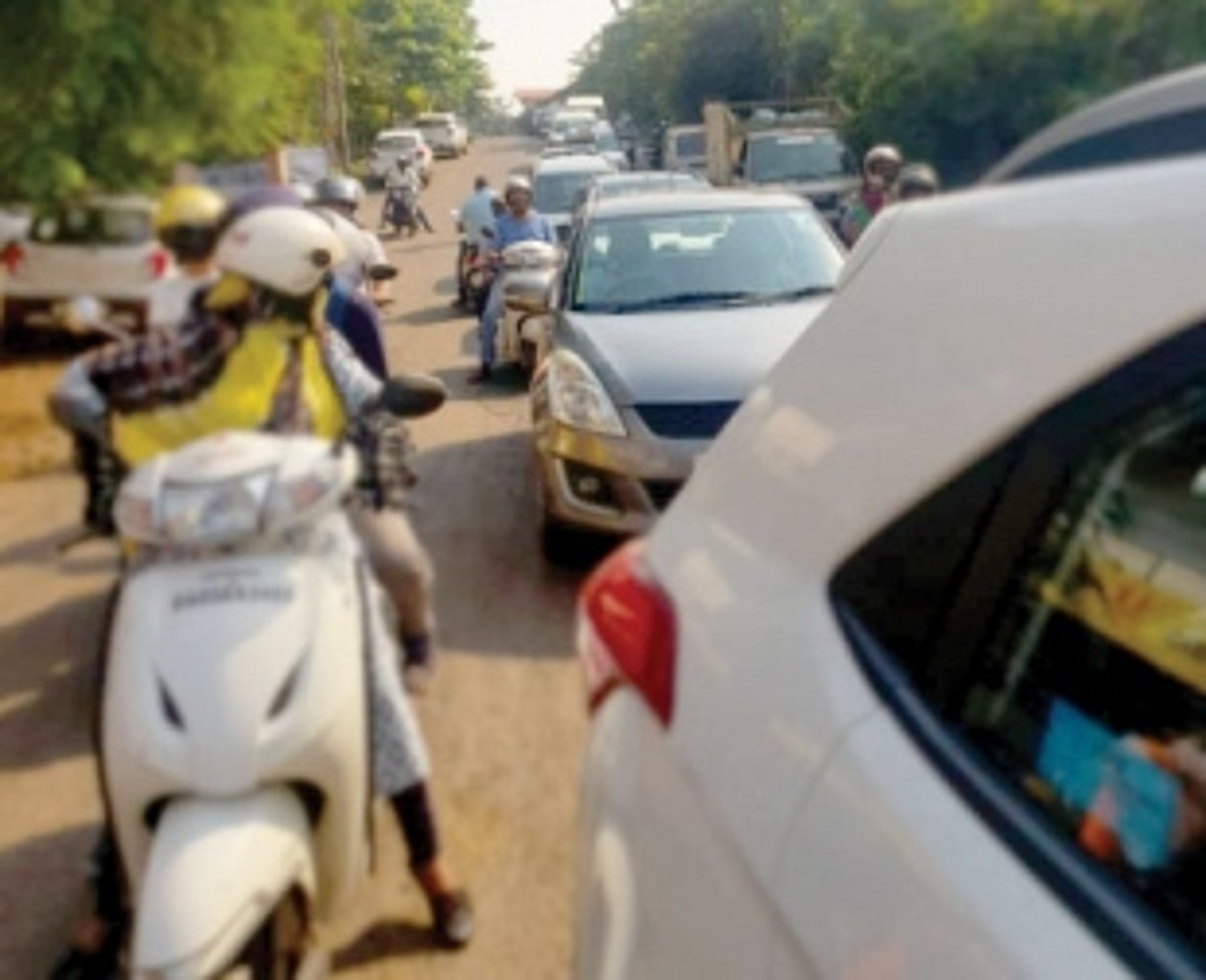 Why cause inconvenience to public on road when VVIP passes by?