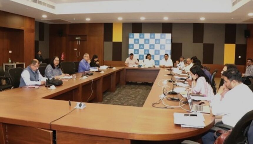 Why is government taking time to rescind illegal projects? asks Vijai Sardesai