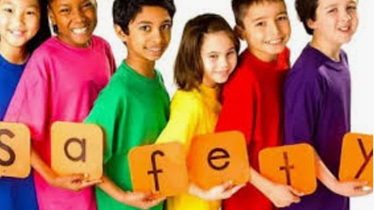 Why risk safety
of children at
unrecognised
schools?