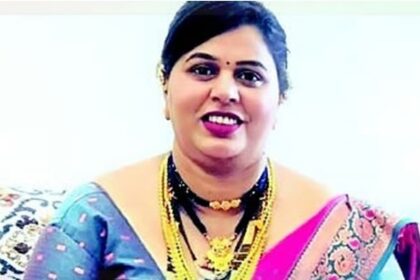Why were past complaints against Deepashree in cash for jobs scam no investigated?