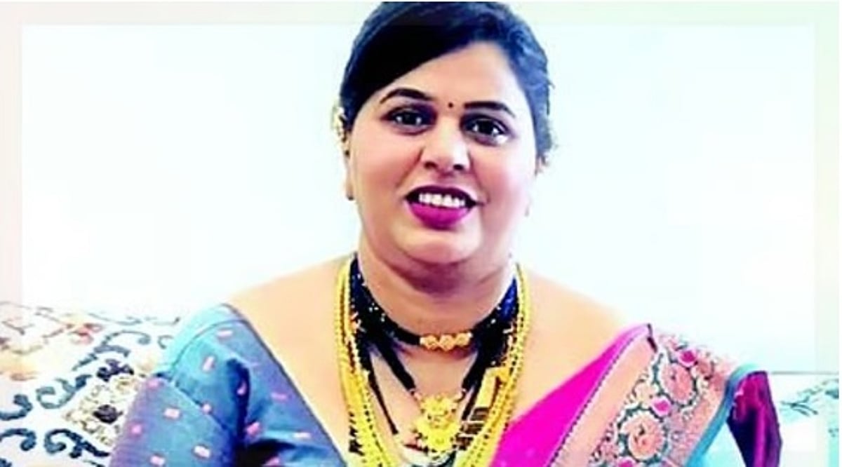 Why were past complaints against Deepashree in cash for jobs scam no investigated?