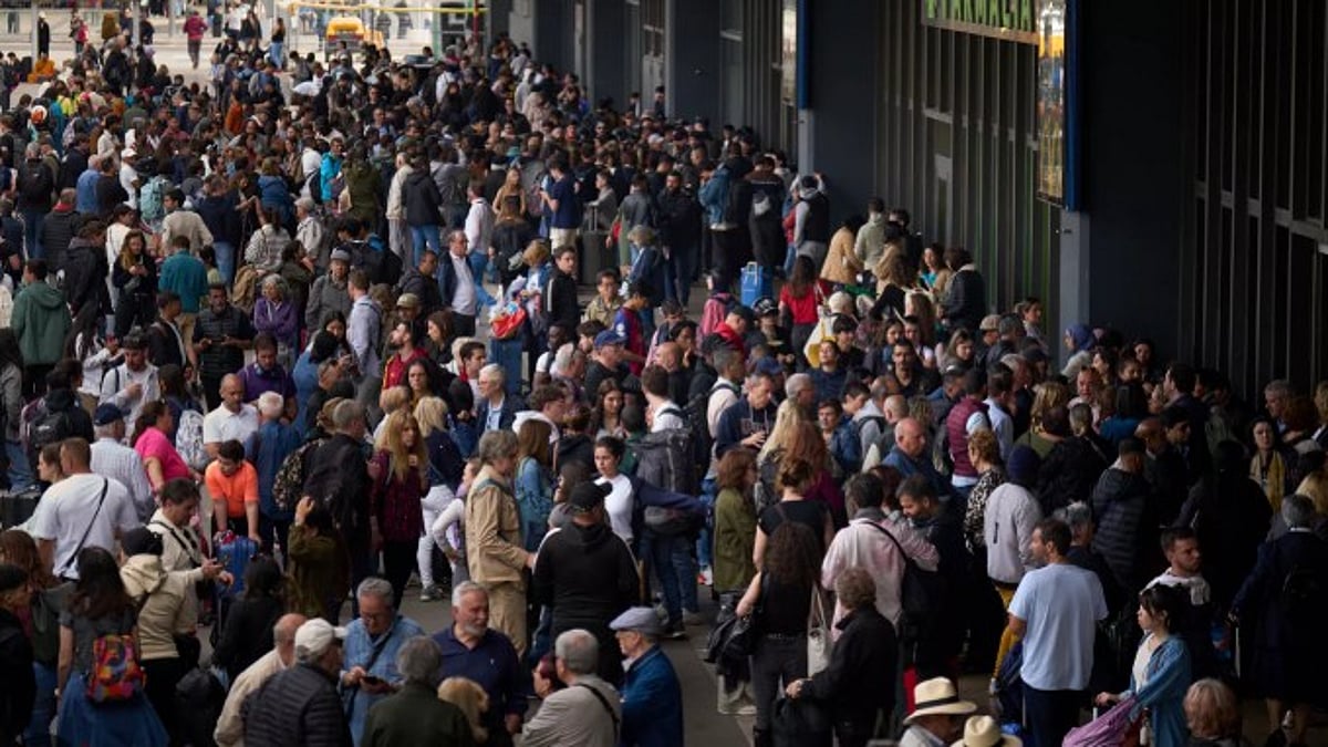 Widespread Blackout Hits  Portugal and Spain