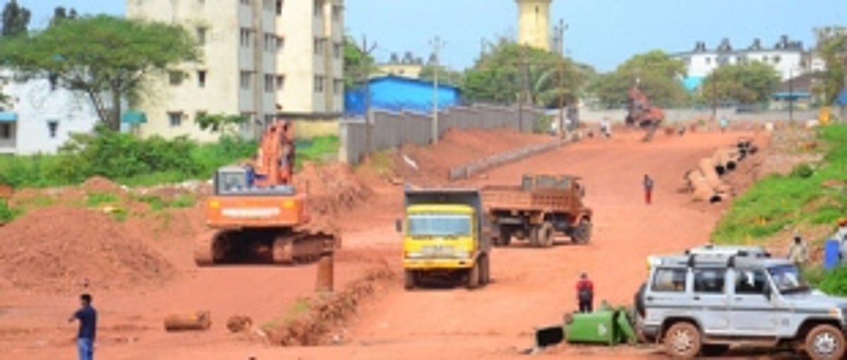 Will 4-lane to Mormugao be a reality by Oct 2018?