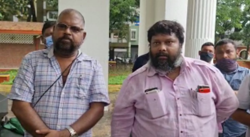 Will not install Digital meters, If permits are canceled, will continue business in Pvt vehicles: Taxi union 1 Will not install Digital meters, If permits are canceled, will continue business in Pvt vehicles: Taxi union