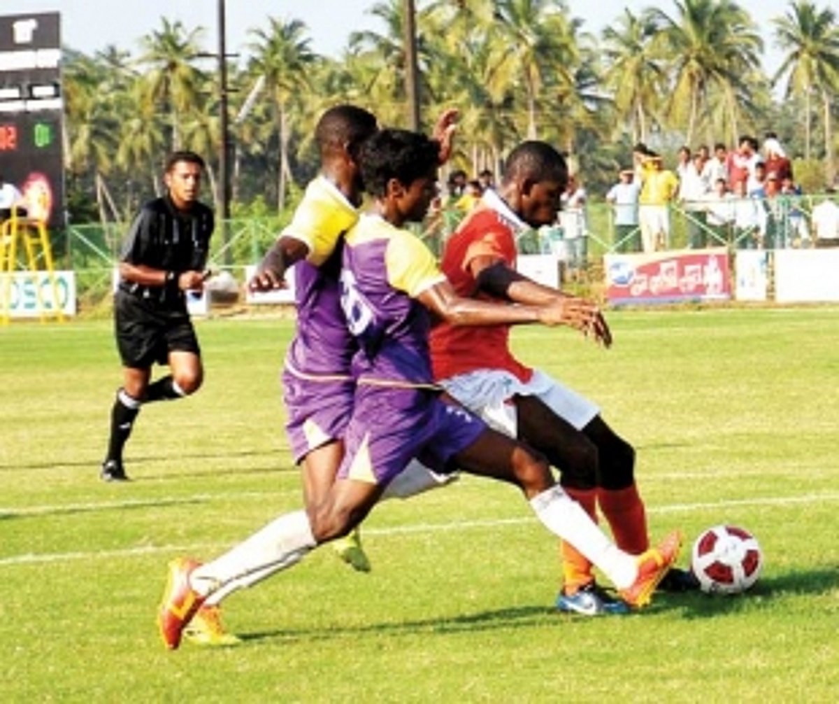 Winning start for Sporting