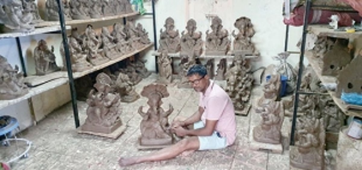 With high cost of labour, Ganesh idol artisans at cross roads