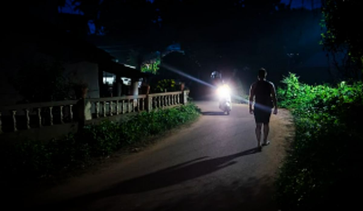 With no streetlights, dark Arlem-Nuvem Bypass is nightmare for motorists