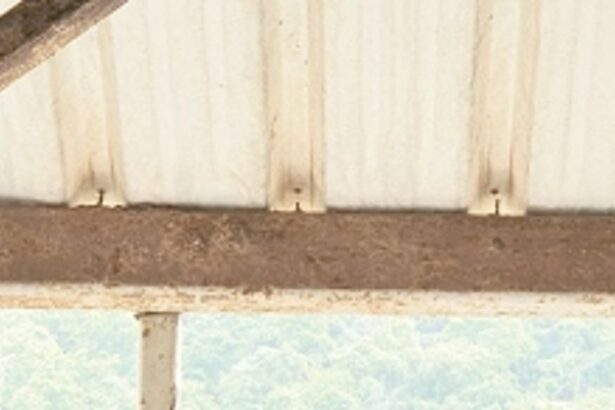 With rusted hooks, Canacona KTC bus  stand roof fair game for heavy winds