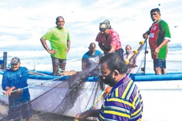 With weather on their side, Ramponnkars net bumper catch