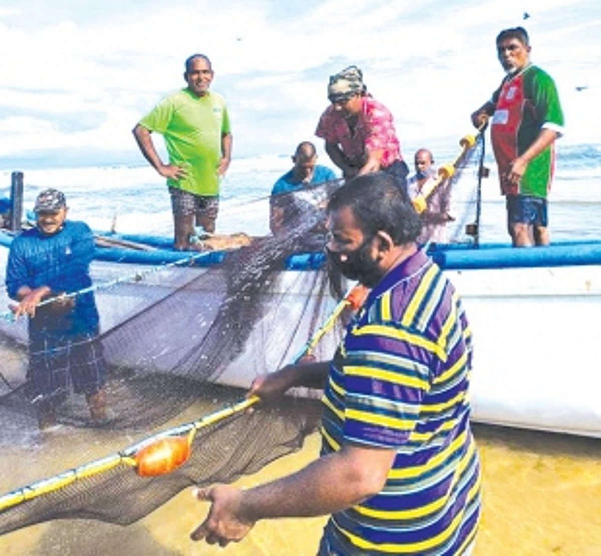With weather on their side, Ramponnkars net bumper catch