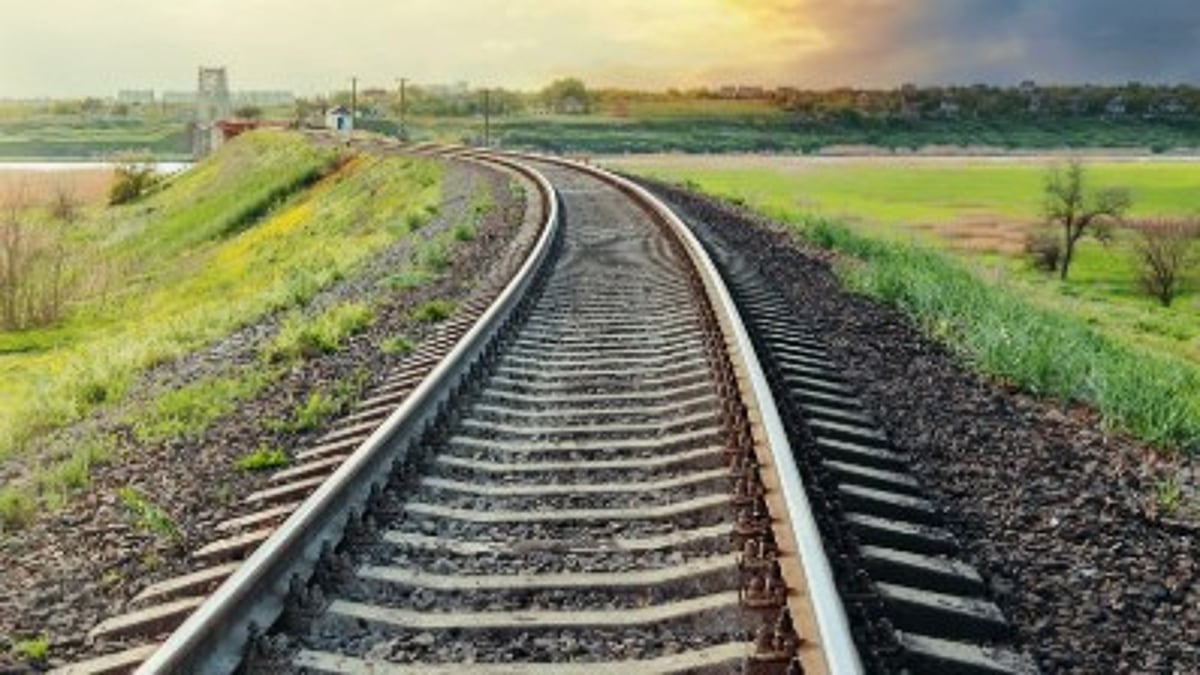 Woman Found Dead on Railway Tracks Near Nagarcem, Canacona; Police Launch Probe